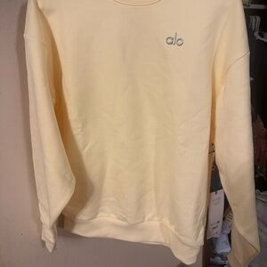 ALO Yoga CANDLE 🕯️ LIGHT 💡 YELLOW 💛